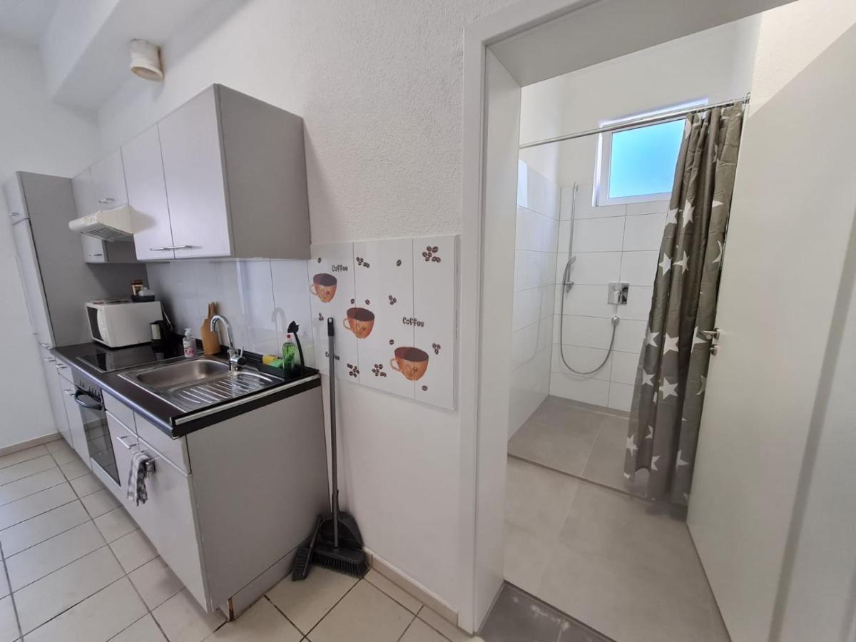 Mundelsheim Pension Am Rathaus, 24H Check-In المظهر الخارجي الصورة